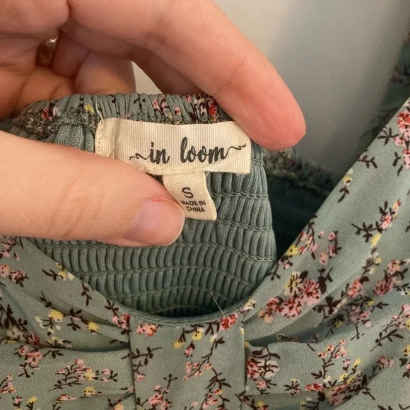 In Loom Dress from Breath of Youth. Blue floral pattern. Size Small. - Picture 4 of 4